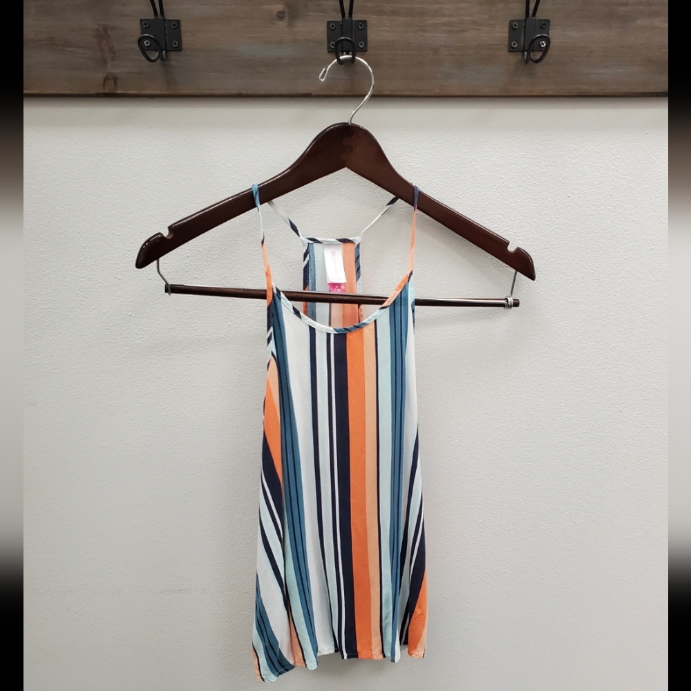 💗  No Boundaries striped flowy tank